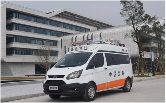 與疫情賽跑！“六合造”救護車奔赴抗疫一線